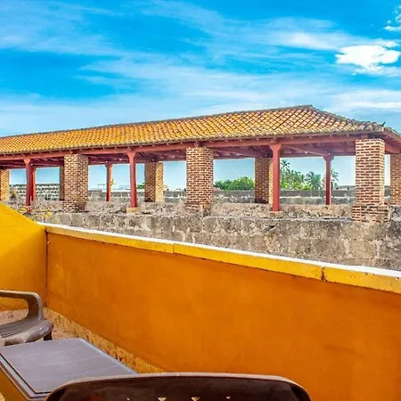 Apartamento En Ciudad Amurallada *